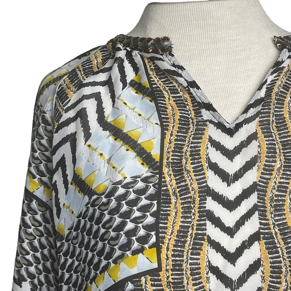 Hale Bob Black /White / Yellow Animal Print 100% Silk Beaded V Neckine Blouse Sm - Picture 8 of 16